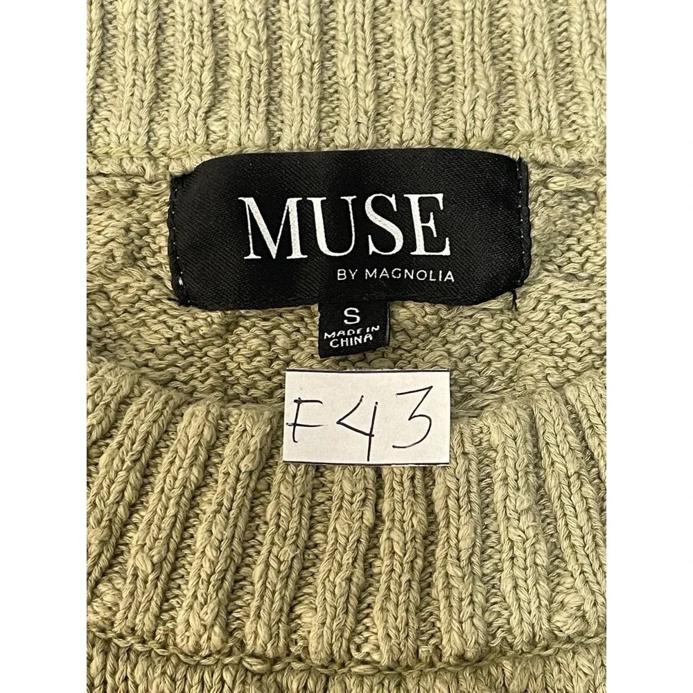 Muse Magnolia Light Sage Green Cable Knit Cropped Sweater Sz‎ S Chunky Cotton